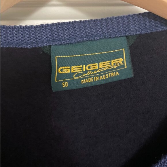 Geiger Collection Navy Blue Vintage Austria Made Wool Embroidered Cardigan sz 50 - Picture 4 of 5